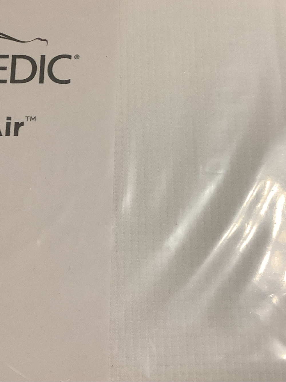 Tempur-Pedic ProAir Sheet Set Cal-King White - BRAND NEW 65%Cotton 35%Tencel - Picture 4 of 5